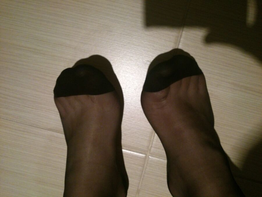 Free porn pics of Male feet in black nylons 1 of 5 pics