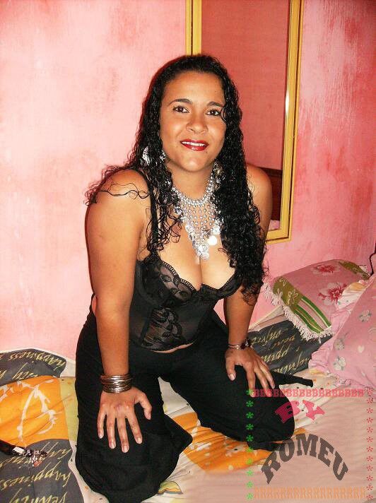 Free porn pics of Sabrina vizinha safada / brasileira  1 of 11 pics