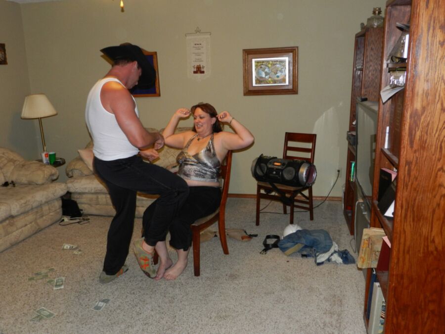 Finding swinger couples in missouri SwapFinder Reviews - Swingers Dating Site to Find Swing Couples
