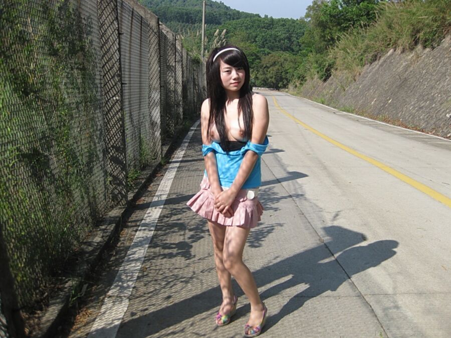 WET CHINESE TEEN,asian spread ,flash outdoors,public upskirt 6 of 96 pics