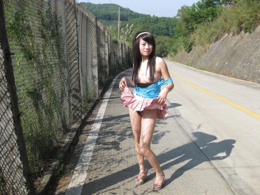 WET CHINESE TEEN,asian spread ,flash outdoors,public upskirt 7 of 96 pics