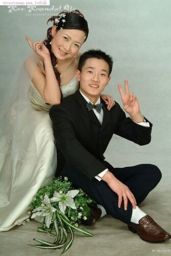 Chinese newlywed couple 9 of 18 pics