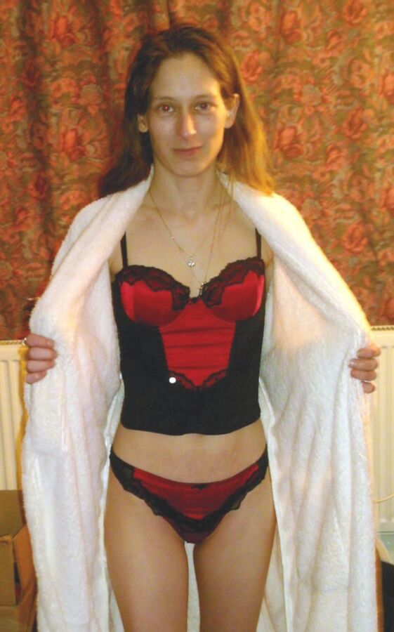 Free porn pics of Saggy Sallyanne in her favorite Slut Ware 1 of 34 pics