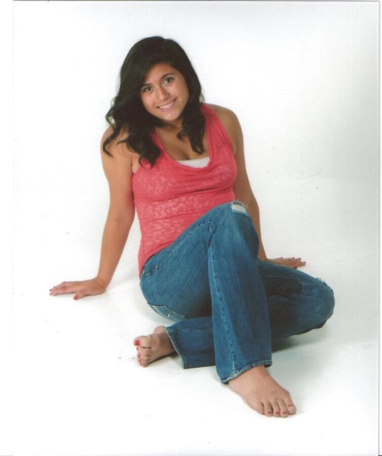 Latina Teen From Michigan 4 of 70 pics