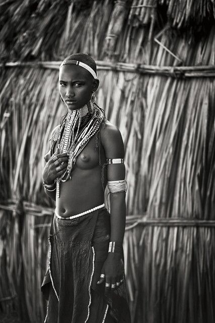 Free porn pics of African tribe – Arbore (Ethiopia) 4 of 47 pics
