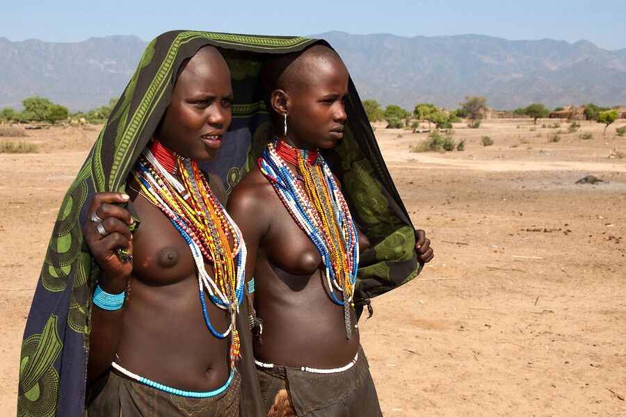 Free porn pics of African tribe – Arbore (Ethiopia) 15 of 47 pics