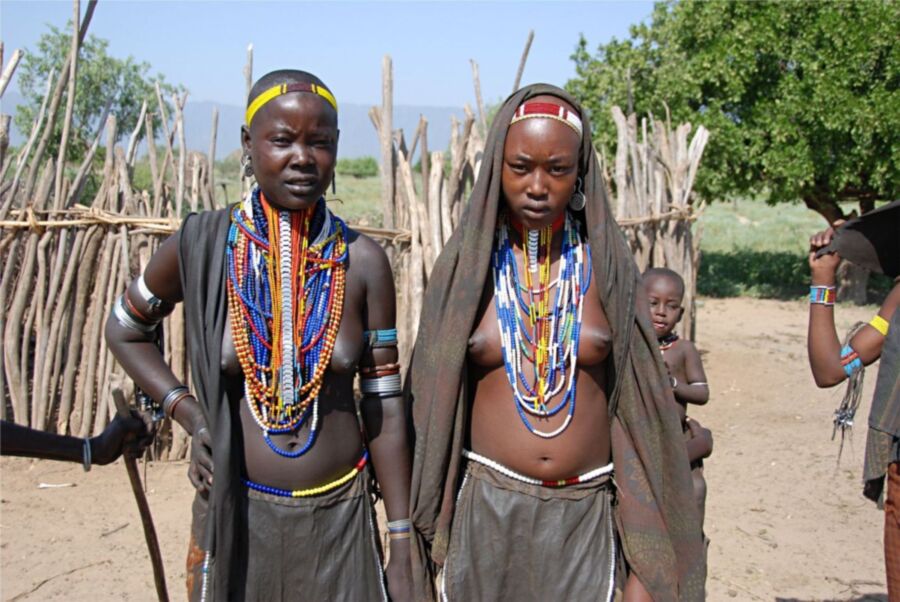 Free porn pics of African tribe – Arbore (Ethiopia) 13 of 47 pics