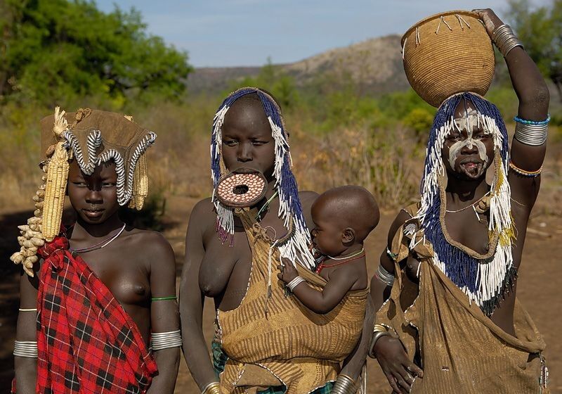Free porn pics of African tribe – Mursi (Ethiopia) 11 of 41 pics