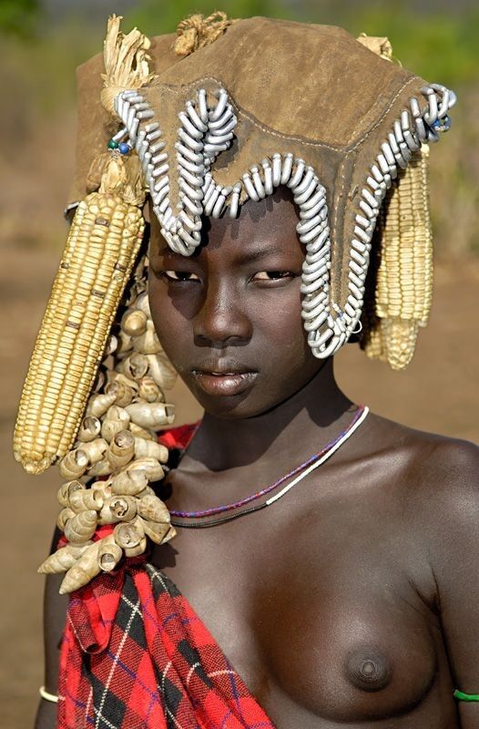 Free porn pics of African tribe – Mursi (Ethiopia) 12 of 41 pics