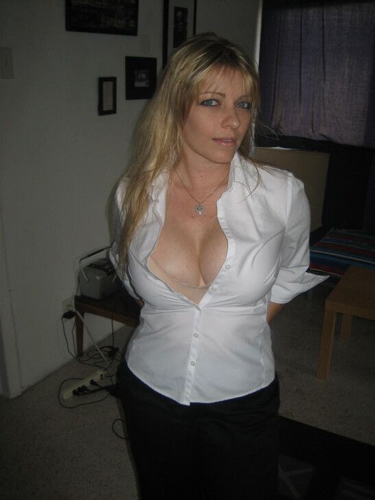 Free porn pics of A SELECTION OF GURLS WHO LIKE THEIR BLOUSES TIGHT LIKE I DO!! 8 of 372 pics