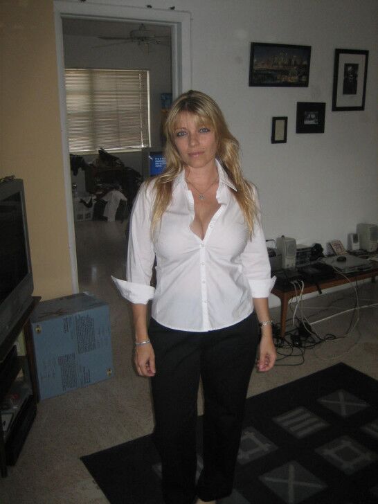 Free porn pics of A SELECTION OF GURLS WHO LIKE THEIR BLOUSES TIGHT LIKE I DO!! 15 of 372 pics