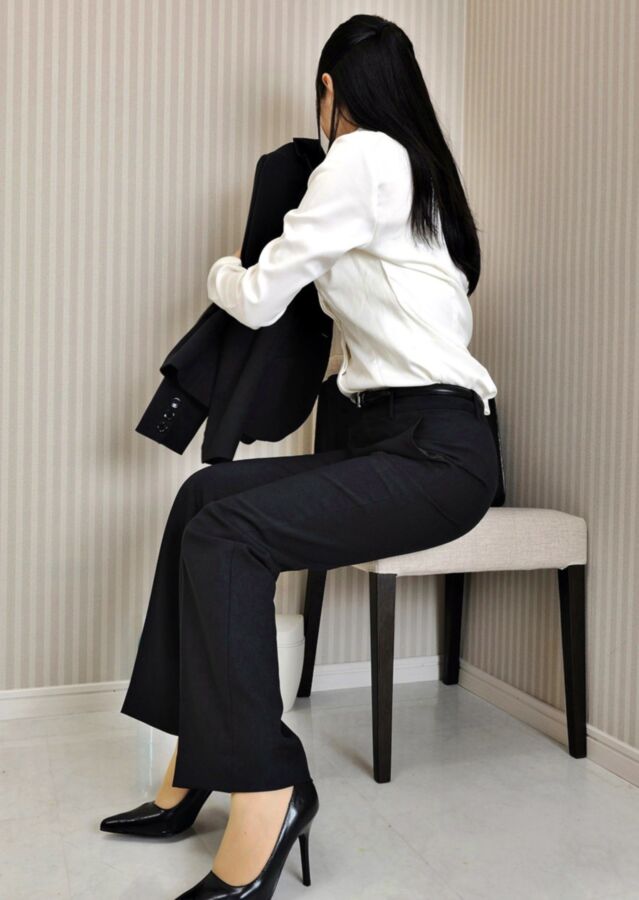 Office Girl Yuka Matsuura 12 of 19 pics