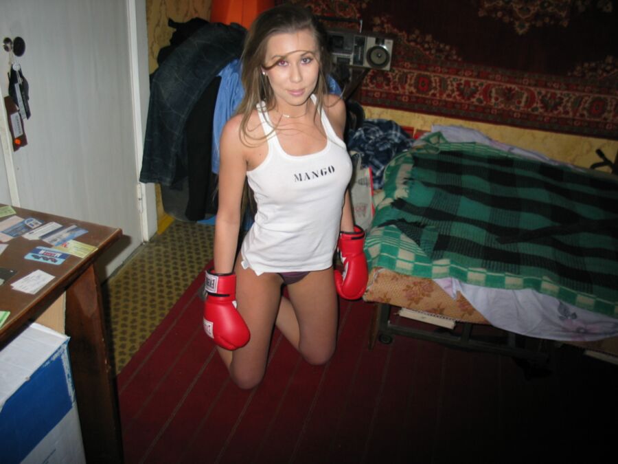 Russian boxing girl 15 of 27 pics