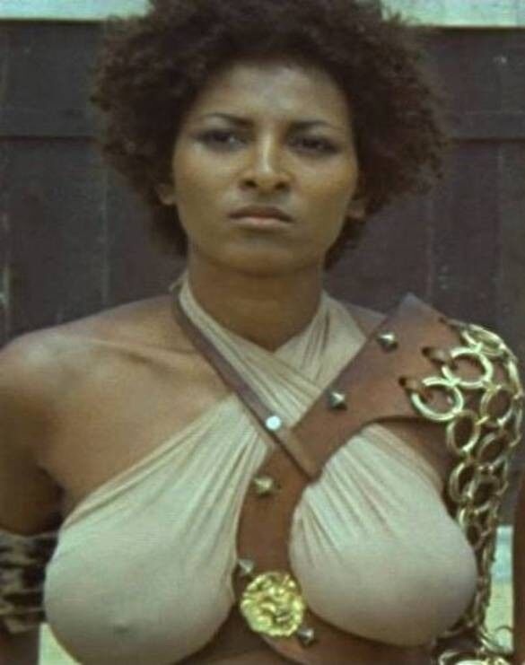 Pam Grier 1 of 29 pics