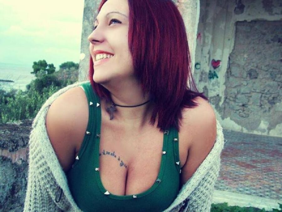 Free porn pics of Italian girl: michelangela 18 of 18 pics