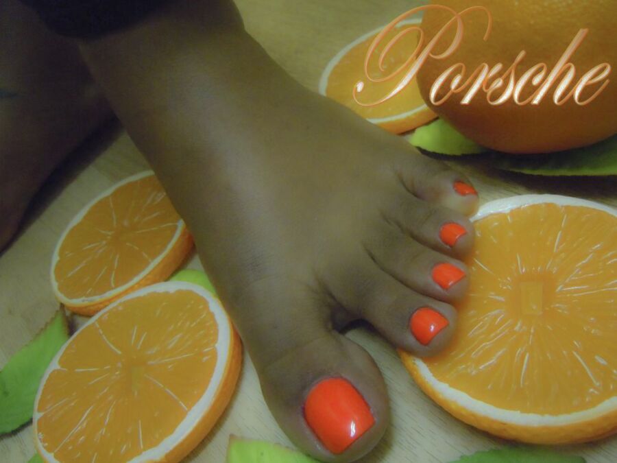 Free porn pics of For guys with foot fetish 23 of 28 pics