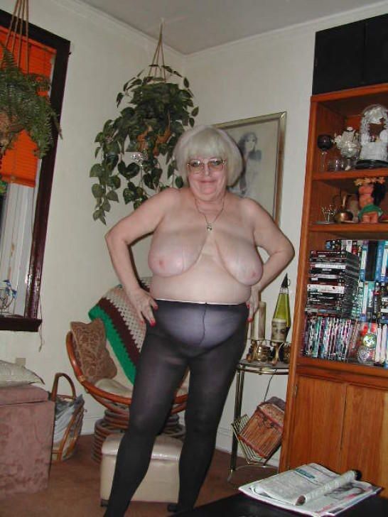 Free porn pics of Grandma Popped her Tits Out 21 of 99 pics