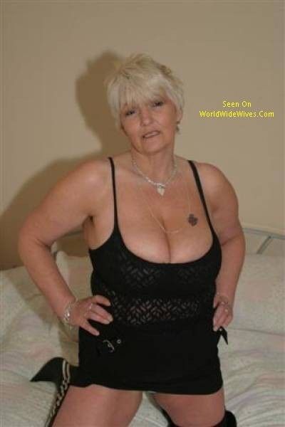 Free porn pics of Grandma Popped her Tits Out 10 of 99 pics