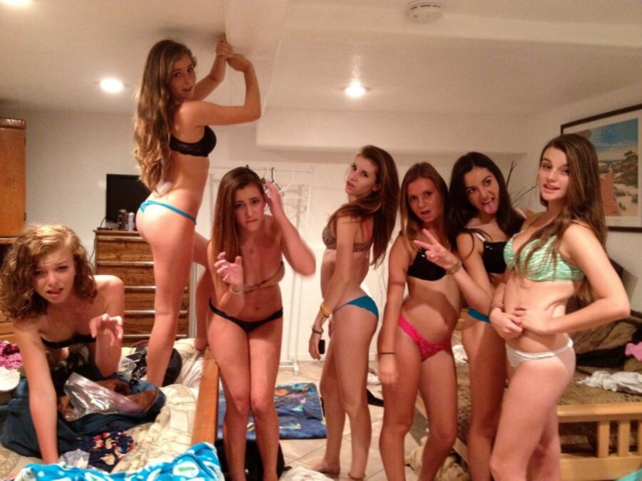 online dating he keeps checking my profile free pics mo teachteens